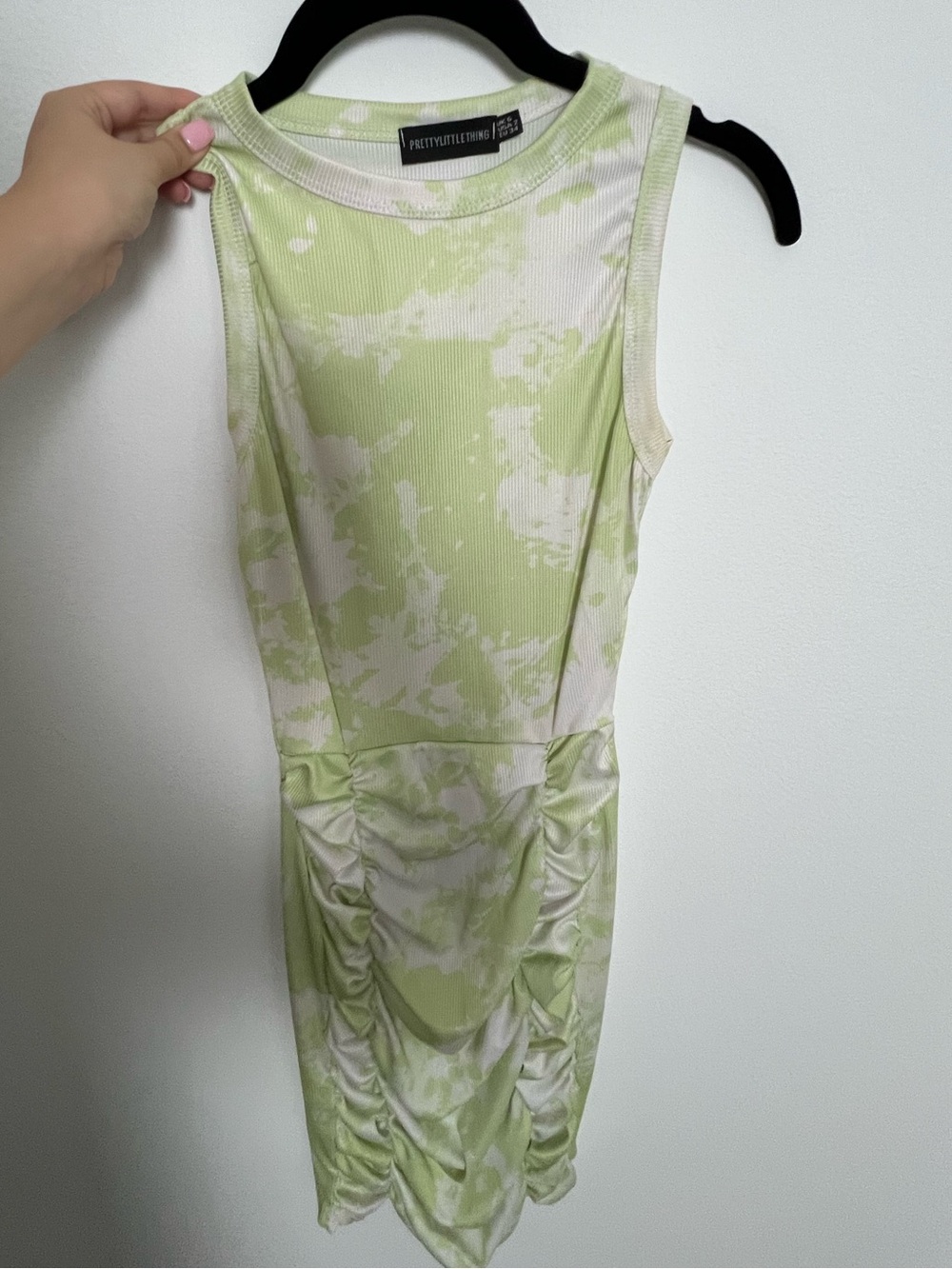 PrettyLittleThing Pale Green and Cream Tie-Dye Ruched Bodycon Dress